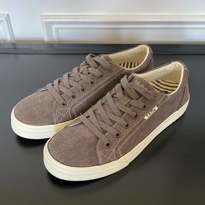 Taos Womens Sneaker 9